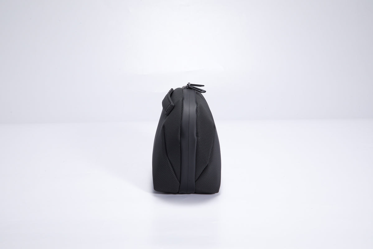 TEKNE Tech Organiser-Black