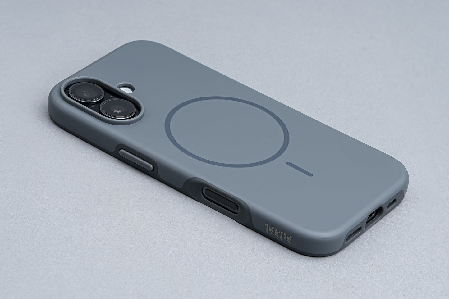 Tekne Solid Duo MagSafe case for iPhone 17