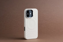 Tekne WaveStand Silicone Case for iPhone 17