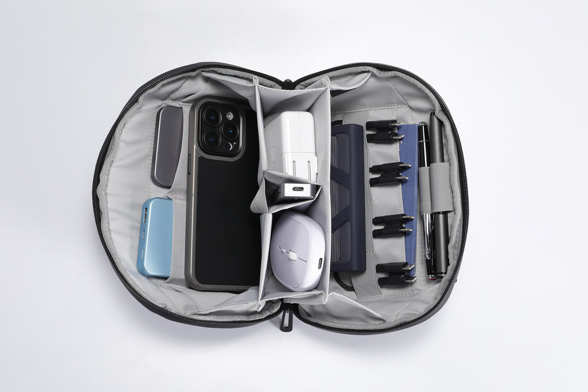 TEKNE Tech Organiser-Black
