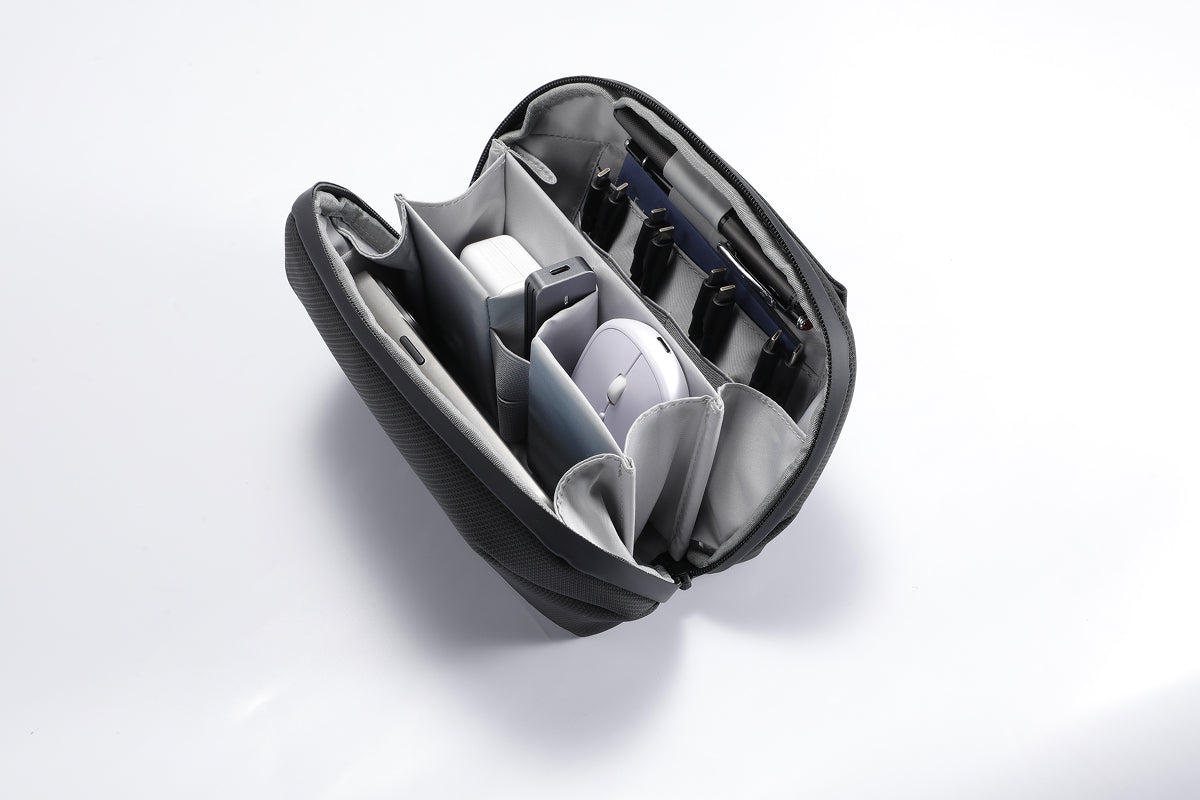 TEKNE Tech Organiser-Black