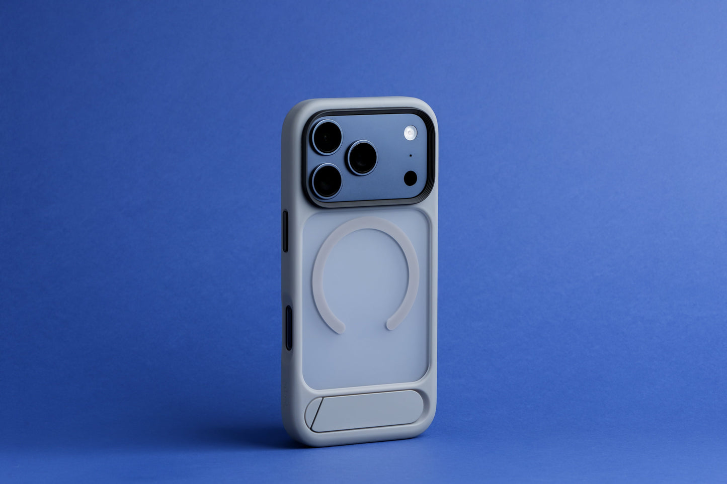 Tekne Hybrid Frost Matte with stand Case for iPhone 17 Pro